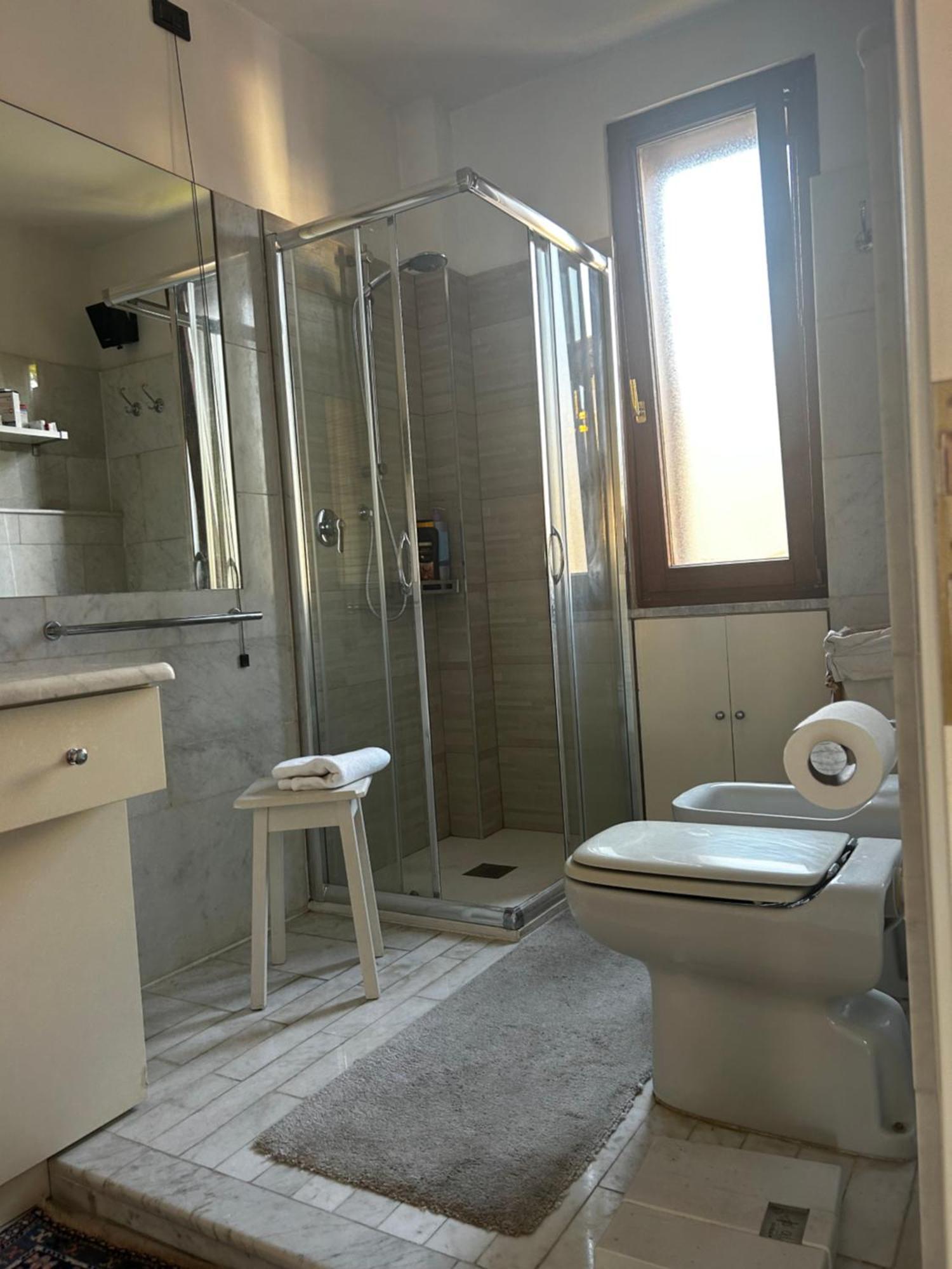 Apartamento La Finestra Su San Pietro Terrace And View Roma Exterior foto